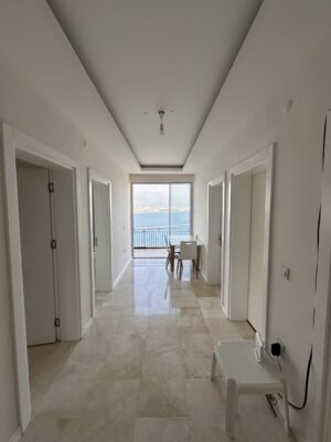 Real Estate from the Developer Apartment 3+1 in Turkey Alanya in the center on the castle