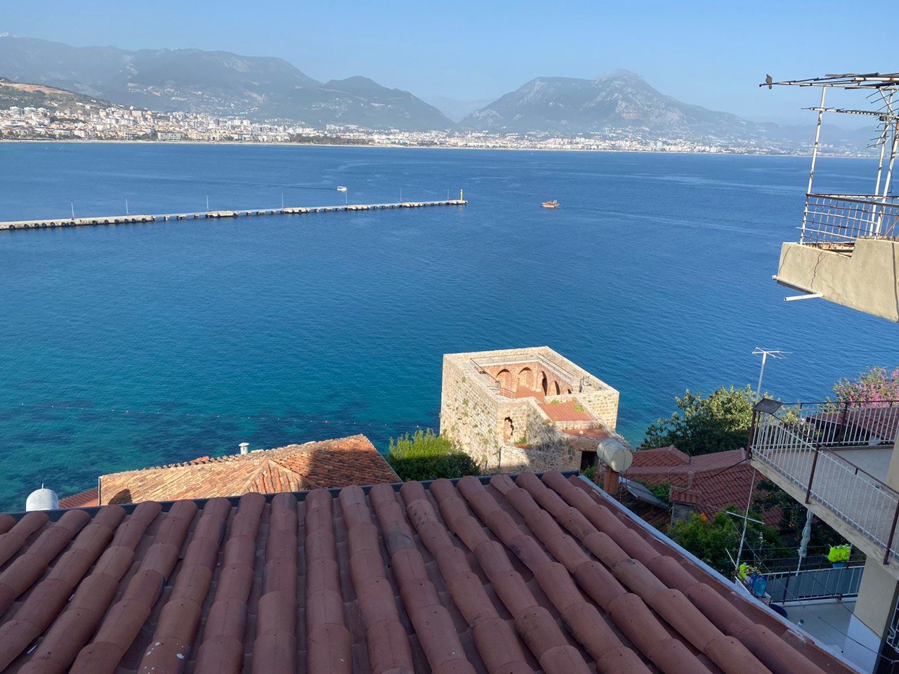Apartment 3+1 in Turkey Alanya in the center on the castle