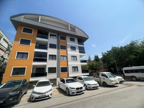 Stylish 1+1 Apartment in City 8, Central Alanya