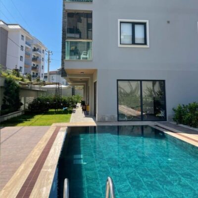 Real Estate in Oba