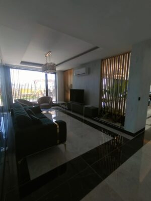Real Estate in Oba