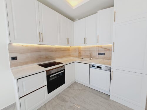 Real Estate from the Developer Modern 1+1 Apartment with South-East Facing in Central Alanya