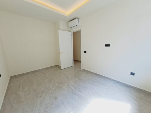Primary Properties Modern 1+1 Apartment with South-East Facing in Central Alanya Merkez
