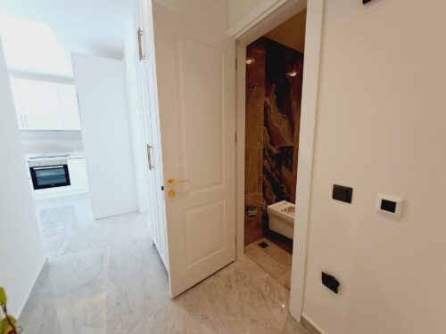 Modern 1+1 Apartment with South-East Facing in Central Alanya