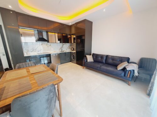 🏡 Stylish 1+1 Apartment in Yekta Royal Club, Central Alanya