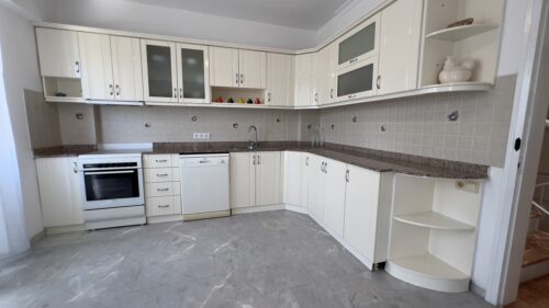Real Estate in Merkez